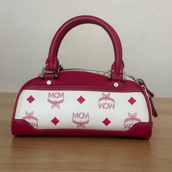 MCM mini handbag with dustbag - Picture 4 of 16